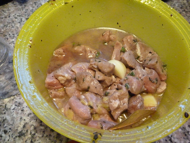 Fleisch in Marinade