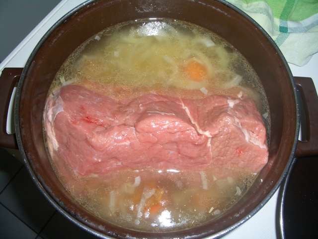 Bild von Rinderbraten in Marinade