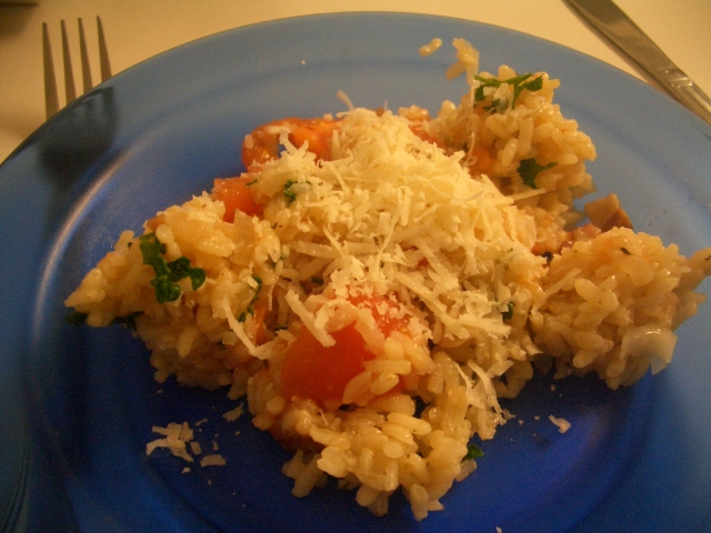 Bild von einer Portion Risotto mit Parmesankäse